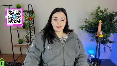 Mia online show from January 13, 1:00 am