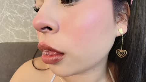 Mia Roux online show from December 20, 9:28 pm