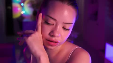 VixenMia online show from February 25, 4:11 am