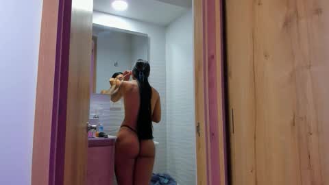    online show from November 20, 10:38 am