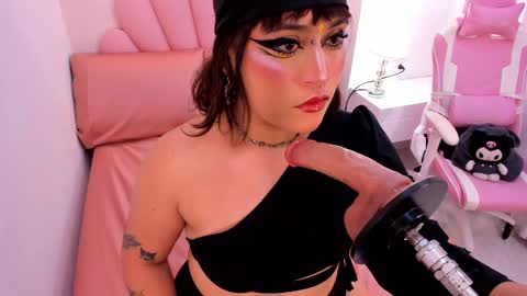 mia_yeager online show from September 19, 4:11 am