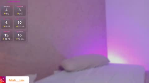 Miah online show from November 8, 8:25 pm