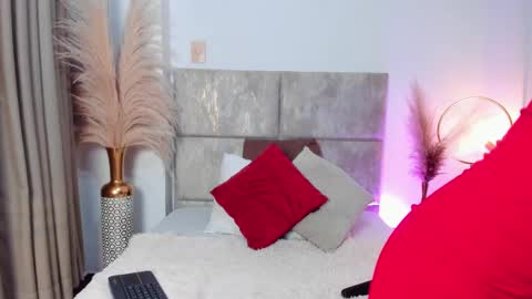 miahertz online show from October 1, 1:32 am