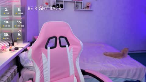 Mia  online show from October 15, 7:49 pm