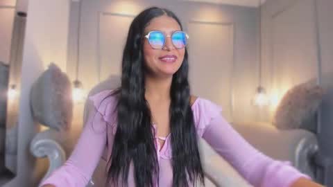 Mia  online show from March 1, 3:28 am