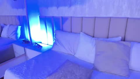 Michael Walkerr online show from February 7, 7:49 pm