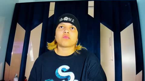 michell_rs online show from October 17, 9:34 am