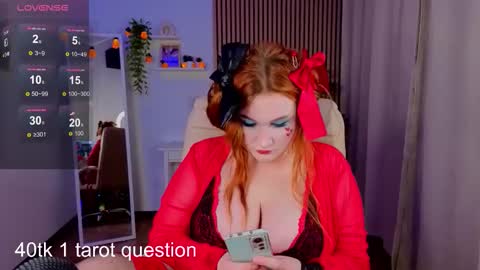 Snapshot of michelle__luna chatting on October 31, 3:19 am Michelle and my friend li0ra online show from October 31, 3:19 am