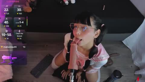 michelle_cutee_ online show from October 29, 8:55 pm