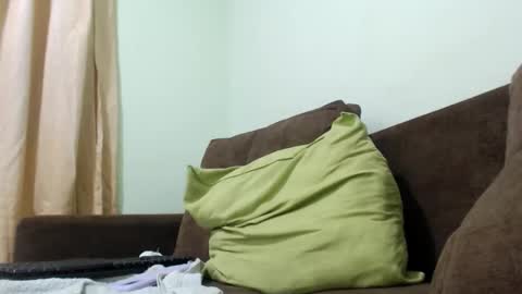 michelle_harris292557 online show from February 14, 3:52 am