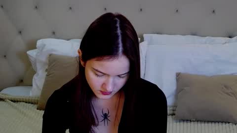 Michelle online show from November 5, 2:33 pm