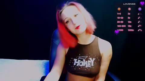 Snapshot of michelleevie chatting on December 5, 3:26 am Agatha online show from December 5, 3:26 am