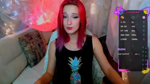 Snapshot of michelleevie chatting on October 14, 10:23 pm Agatha online show from October 14, 10:23 pm