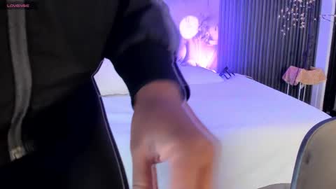 michellepreston_ online show from February 23, 11:53 am