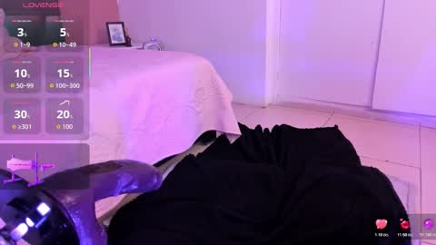 Micki online show from October 22, 12:21 pm