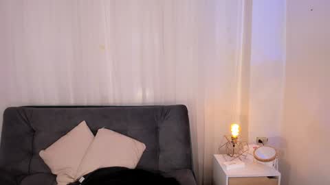 miel_gomez online show from January 22, 8:49 pm