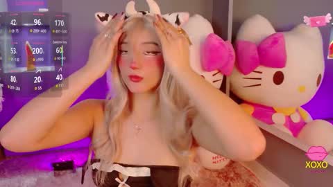   online show from January 12, 1:05 pm