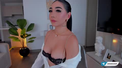 luisa online show from October 12, 1:35 pm