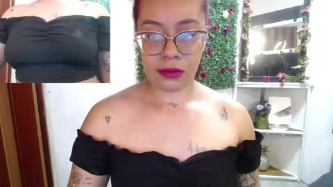 miia online show from September 15, 5:20 pm