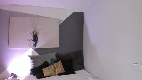 miiaawallace online show from February 27, 10:42 pm