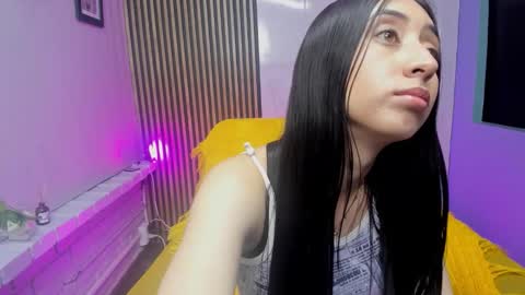 Snapshot of miilu__1 chatting on September 10, 3:28 am miilu  online show from September 10, 3:28 am
