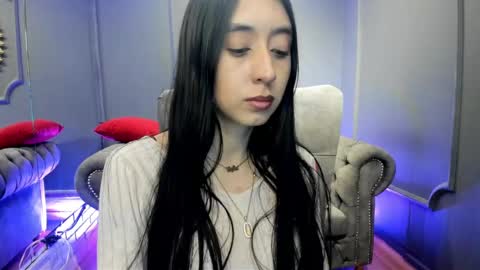 Snapshot of miilu__1 chatting on January 29, 1:16 am miilu  online show from January 29, 1:16 am