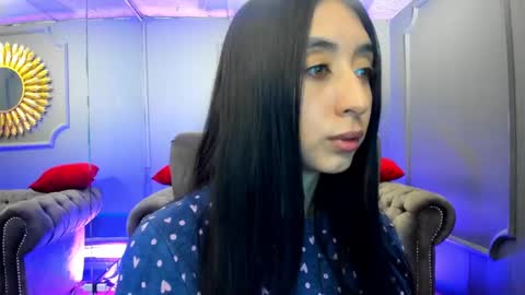 Snapshot of miilu__1 chatting on February 1, 3:30 am miilu  online show from February 1, 3:30 am