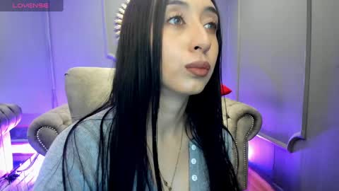 Snapshot of miilu__1 chatting on January 11, 3:02 am miilu  online show from January 11, 3:02 am