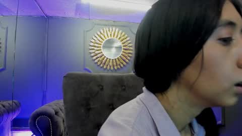 Snapshot of miilu__1 chatting on February 6, 3:27 am miilu  online show from February 6, 3:27 am