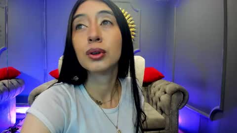 Snapshot of miilu__1 chatting on January 22, 3:31 am miilu  online show from January 22, 3:31 am