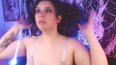 Mika online show from January 5, 7:28 pm