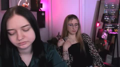 miki_ti online show from January 12, 2:33 pm