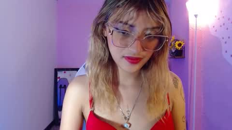 Mikka 3 online show from October 16, 2:09 pm