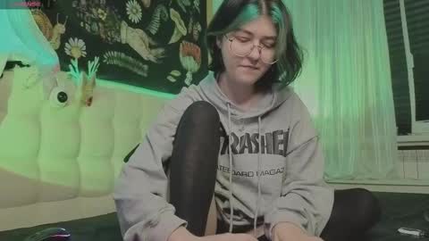 Snapshot of miko_meow chatting on October 23, 2:34 pm Miko online show from October 23, 2:34 pm