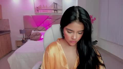 mila_blaze online show from September 26, 5:49 am