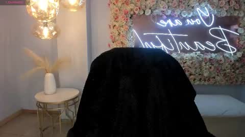 Mila online show from December 15, 4:29 am