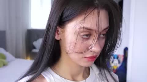 Milana online show from November 10, 7:03 am