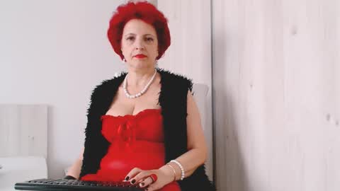 Milfsupreme online show from October 9, 11:58 am