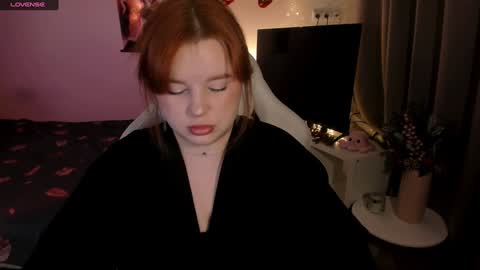 Lisa online show from December 24, 7:06 am