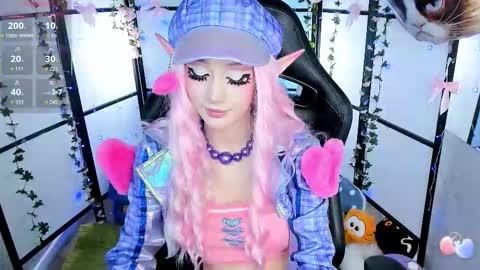 milky cute online show from November 17, 11:16 pm