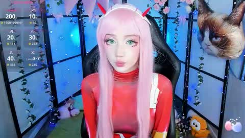 milky cute online show from September 20, 12:43 am