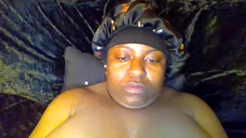 Snapshot of milkyway5555 chatting on March 11, 2:53 am Pretty wet brown online show from March 11, 2:53 am