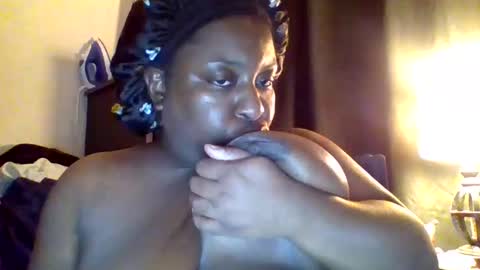 Snapshot of milkyway5555 chatting on January 9, 12:46 am Pretty wet brown online show from January 9, 12:46 am