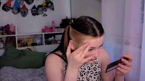 Millie online show from November 27, 6:38 am