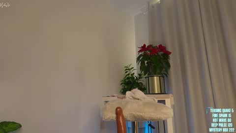 mimmyfit1 online show from January 16, 6:26 pm