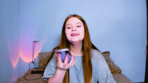 hi Im Mina  online show from January 17, 3:36 am