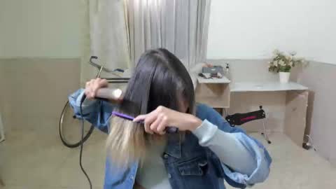 Amber online show from October 29, 5:15 pm