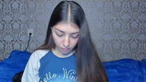 Mira online show from September 20, 7:01 pm