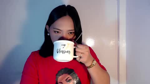 Snapshot of mira_luna222 chatting on March 4, 11:54 pm Mira Bella online show from March 4, 11:54 pm