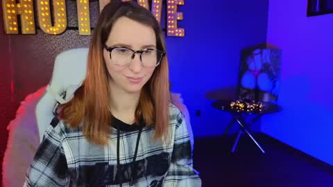 Mira online show from December 13, 12:28 pm